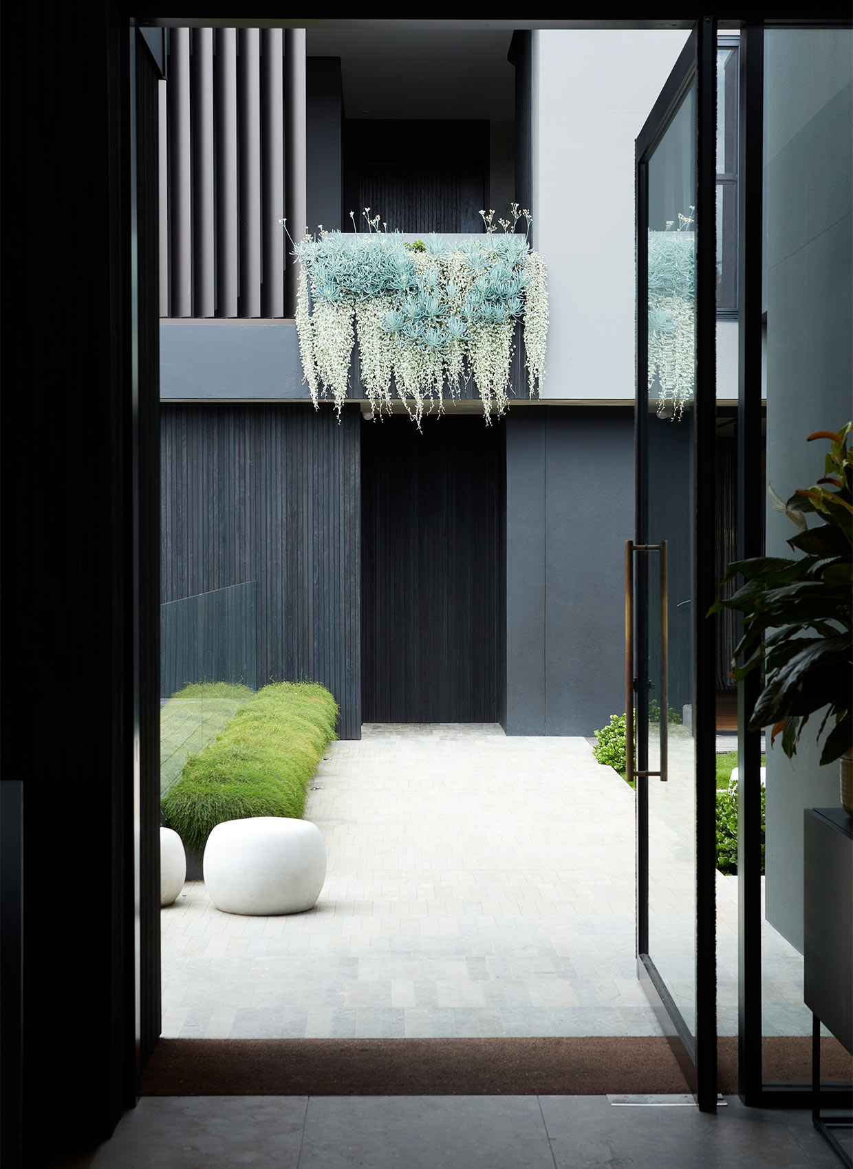 The Bay bespoke kitchen interior design by Hare + Klein